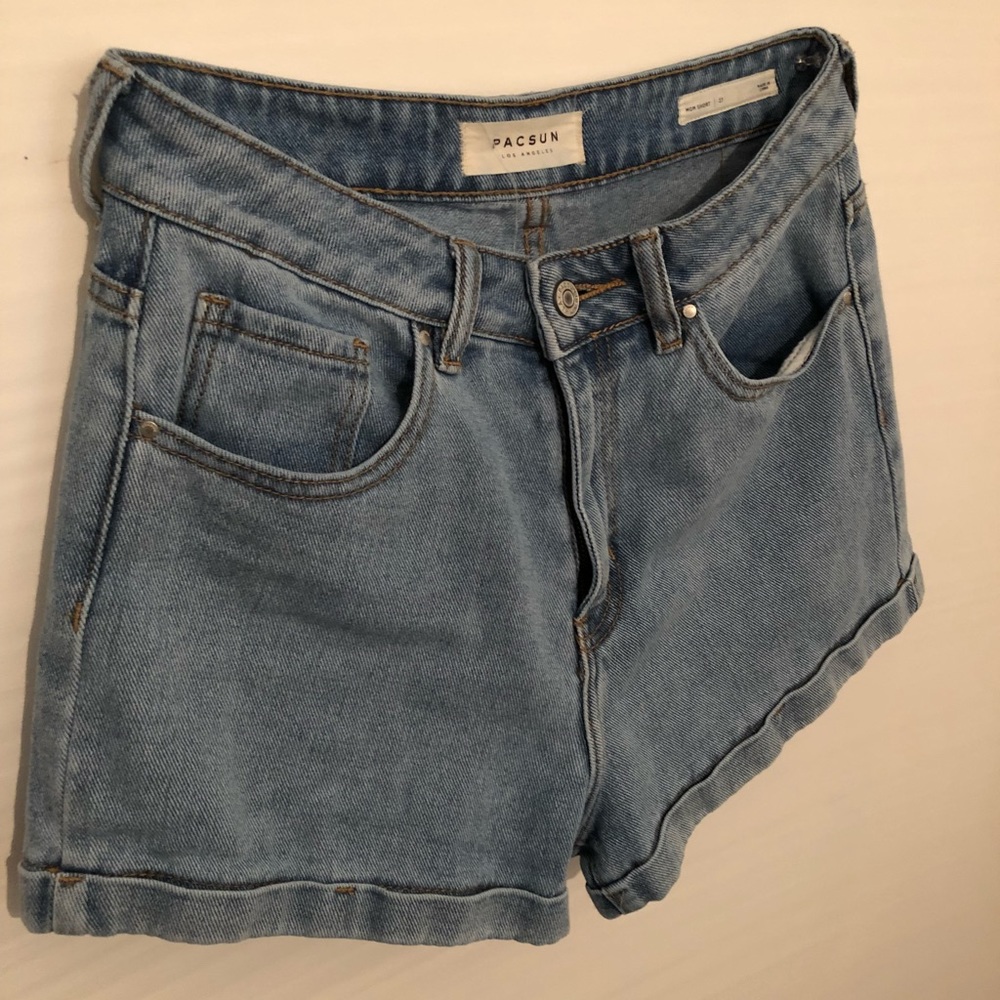 Size 27, Pacsun mom shorts
